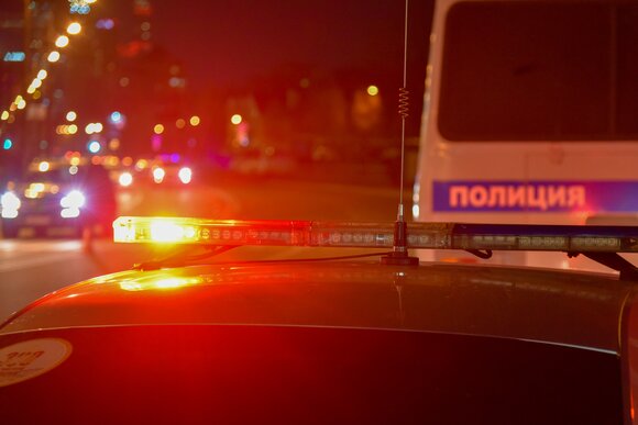 Полиция организовала проверку после стрельбы по автобусу во Владивостоке Полиция организовала проверку после стрельбы по автобусу во Владивостоке