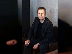 Бывший топ-менеджер «Смоленского банка» найден убитым вместе с семьёй Бывший топ-менеджер «Смоленского банка» найден убитым вместе с семьёй