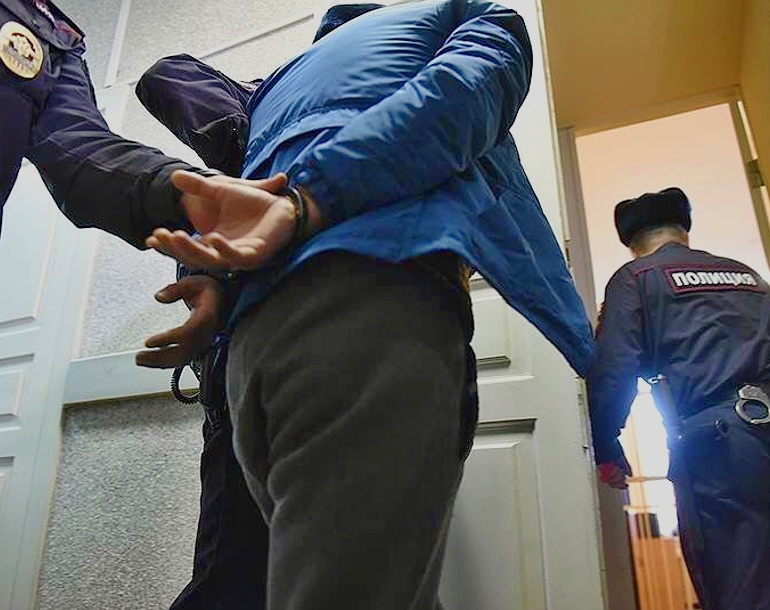 По делу о смертельном массовом отравлении в Оренбуржье задержаны уже 14 человек По делу о смертельном массовом отравлении в Оренбуржье задержаны уже 14 человек