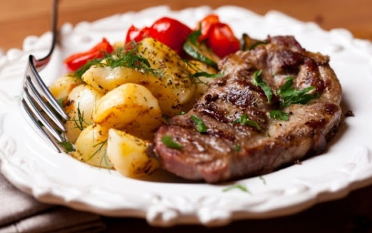 При жарке мяса будьте осторожны ! При жарке мяса будьте осторожны !0
