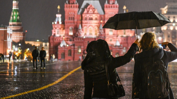 МЧС предупредило о дожде и сильном ветре в Москве МЧС предупредило о дожде и сильном ветре в Москве