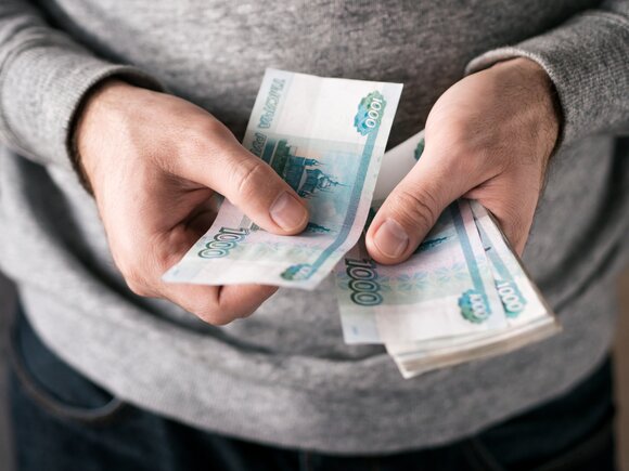Путин поручил повысить прожиточный минимум в РФ на тысячу рублей в 2022 году Путин поручил повысить прожиточный минимум в РФ на тысячу рублей в 2022 году