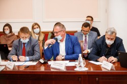 Архитекторы рекомендовали сохранить внешний вид здания Президентской академии5
