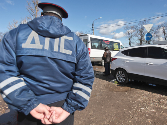 Новые штрафы анонсировали для российских автомобилистов Новые штрафы анонсировали для российских автомобилистов