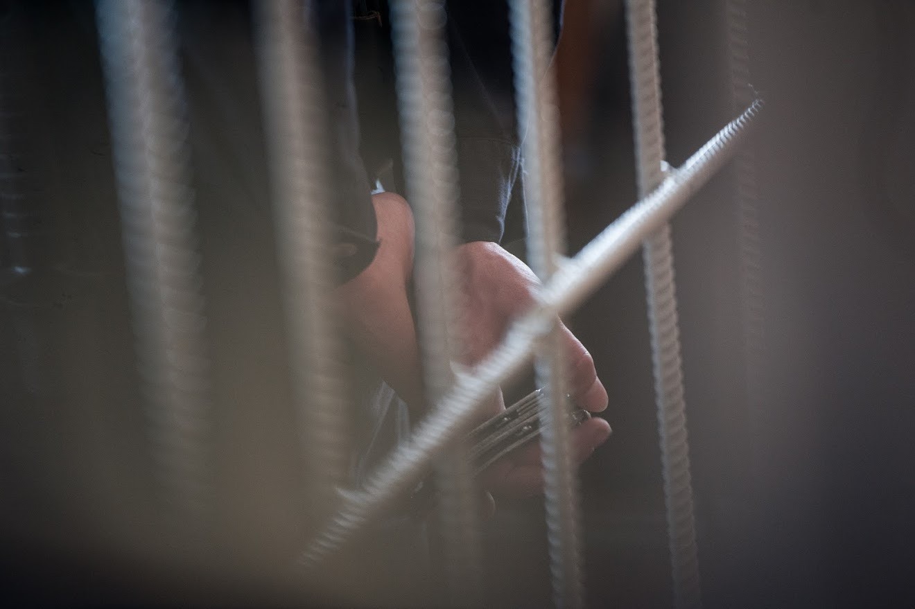 В Махачкале пьяный пенсионер МВД убил жену и избежал тюрьмы В Махачкале пьяный пенсионер МВД убил жену и избежал тюрьмы