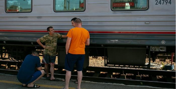 Пассажир поезда Москва — Адлер расстрелял полицию Пассажир поезда Москва — Адлер расстрелял полицию0