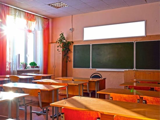 Трудовая инспекция признала законным увольнение директора скандально известной Лукашевской школы Трудовая инспекция признала законным увольнение директора скандально известной Лукашевской школы