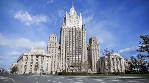 МИД РФ рекомендует россиянам в Казахстане "проявлять выдержку" и "запастись продуктами" МИД РФ рекомендует россиянам в Казахстане "проявлять выдержку" и "запастись продуктами"