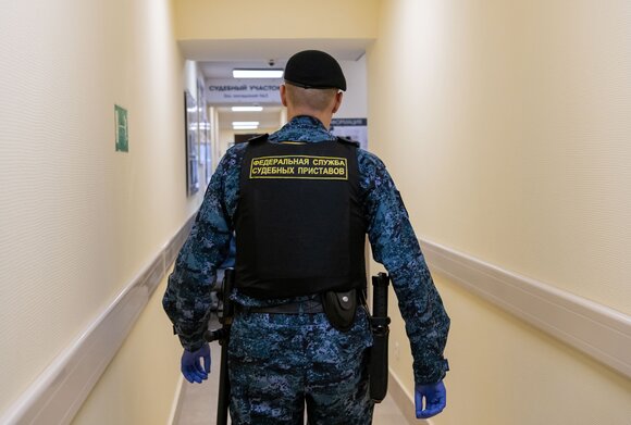 Столичные суды вернулись к работе после сообщений о "минировании" Столичные суды вернулись к работе после сообщений о "минировании"
