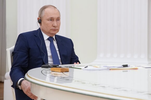 Путин рассказал о переговорах с Макроном Путин рассказал о переговорах с Макроном