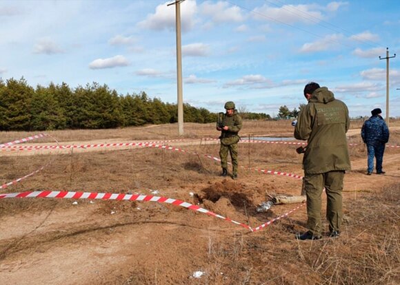 В Ростовской области упали три мины, выпущенные с территории Украины В Ростовской области упали три мины, выпущенные с территории Украины