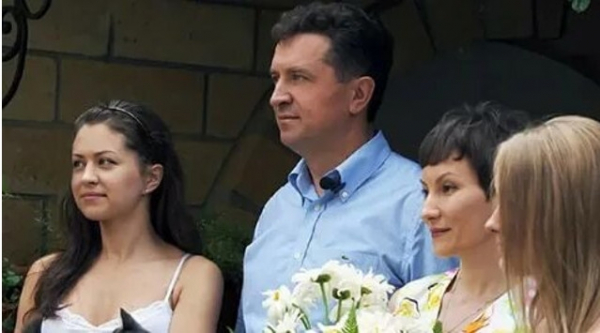 Депутат Николай Бондаренко с юмором рассказал о том, что на счету дочери одного из чиновников Депутат Николай Бондаренко с юмором рассказал о том, что на счету дочери одного из чиновников10