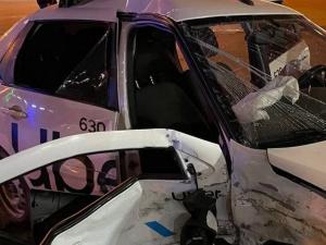 В Ростове на Западном машина такси попала в жуткое ДТП В Ростове на Западном машина такси попала в жуткое ДТП0