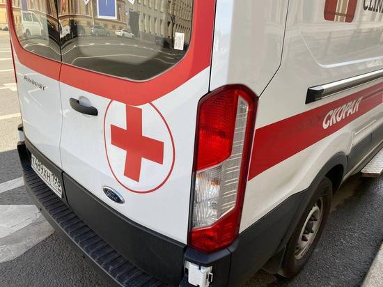 Две пожилые женщины пострадали в автомобильном пожаре на Мурманском шоссе Две пожилые женщины пострадали в автомобильном пожаре на Мурманском шоссе