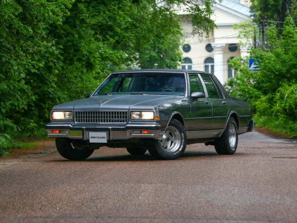 Компьютеризированный карбюратор и нереальная подвеска: опыт владения Chevrolet Caprice III Компьютеризированный карбюратор и нереальная подвеска: опыт владения Chevrolet Caprice III