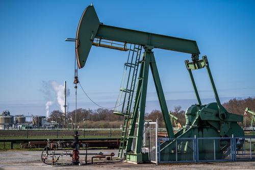 Высокий спрос на российскую нефть в Китае и дефицит энергоресурса в мире поддерживают стоимость чёрного золота на рынке Высокий спрос на российскую нефть в Китае и дефицит энергоресурса в мире поддерживают стоимость чёрного золота на рынке