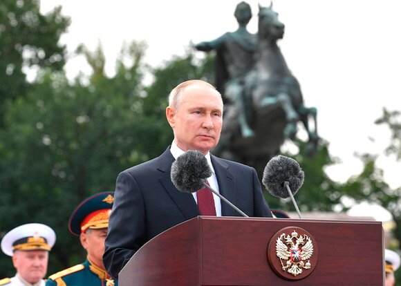 Путин утвердил новый Корабельный устав ВМФ и Морскую доктрину РФ Путин утвердил новый Корабельный устав ВМФ и Морскую доктрину РФ