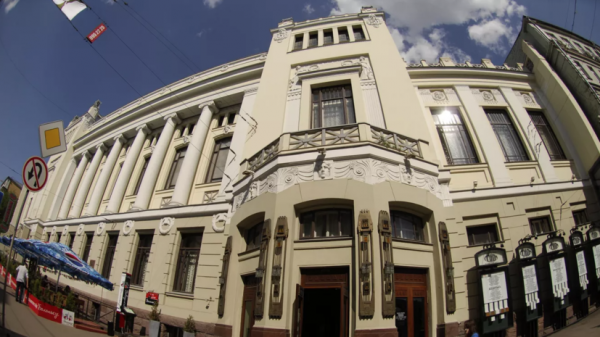В «Ленкоме» поставят хип-хоп-оперу В «Ленкоме» поставят хип-хоп-оперу