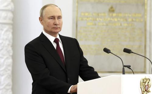 Путин заявил, что попытки Запада разрушить российскую экономику не оправдались Путин заявил, что попытки Запада разрушить российскую экономику не оправдались
