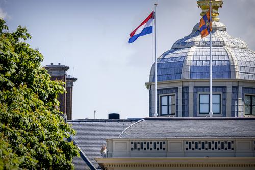 Власти Нидерландов выдали Украине кредит в €200 млн Власти Нидерландов выдали Украине кредит в €200 млн