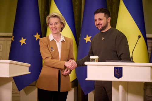 Репарации от России, членство Украины в ЕС. О чем объявили Зеленский и глава ЕК фон дер Ляйен Репарации от России, членство Украины в ЕС. О чем объявили Зеленский и глава ЕК фон дер Ляйен