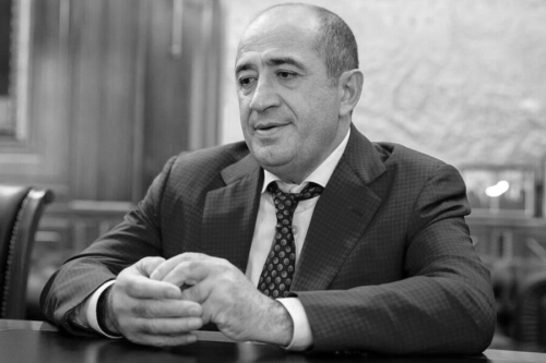 «Смeрть вырвала из наших рядов eще одного товарища». Умер второй за день депутат Госдумы «Смeрть вырвала из наших рядов eще одного товарища». Умер второй за день депутат Госдумы