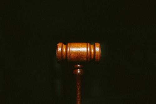 Тверской суд Москвы оставил в СИЗО директора Собчак Суханова и бывшего главного редактора Tatler Романовского Тверской суд Москвы оставил в СИЗО директора Собчак Суханова и бывшего главного редактора Tatler Романовского
