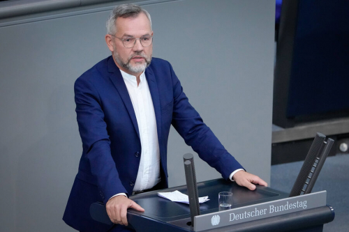 «Принять Украину в НАТО по частям». Какие идеи предложили в парламенте Германии «Принять Украину в НАТО по частям». Какие идеи предложили в парламенте Германии