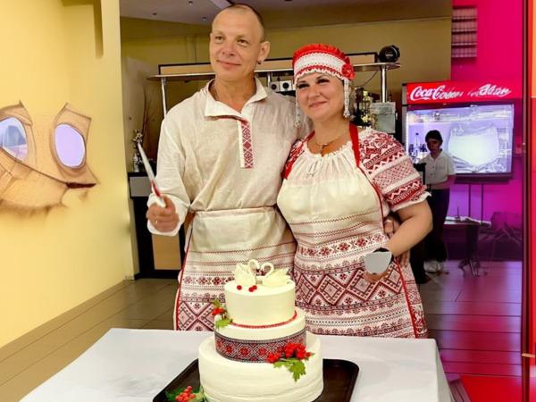 В Ростовской области молодожены сыграли свадьбу в славянском стиле » DonDay - новости Ростова-на-Дону. Происшествия, события, новости бизнеса, политики, культуры и спорта. В Ростовской области молодожены сыграли свадьбу в славянском стиле » DonDay - новости Ростова-на-Дону. Происшествия, события, новости бизнеса, политики, культуры и спорта.2
