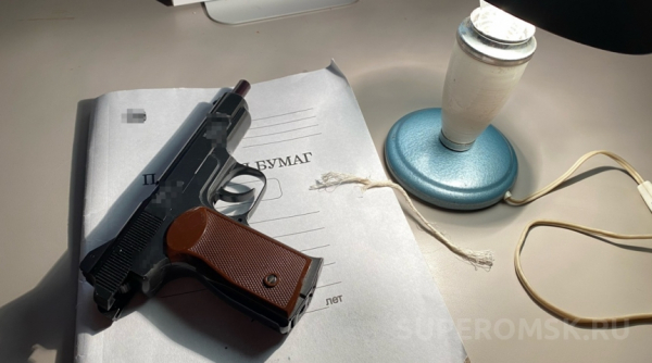 Омича задержали по подозрению в использовании газового пистолета при дорожном конфликте в Санкт-Петербурге Криминальные новости0
