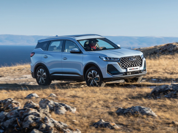 Три мотора, ноль расхода и триллер с бензовозом: тест Chery Tiggo 7 Pro Plug-in Hybrid Три мотора, ноль расхода и триллер с бензовозом: тест Chery Tiggo 7 Pro Plug-in Hybrid