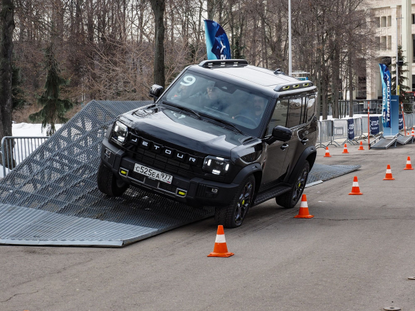 Настоящий подполковник: экспресс-тест Jetour T2 Настоящий подполковник: экспресс-тест Jetour T2