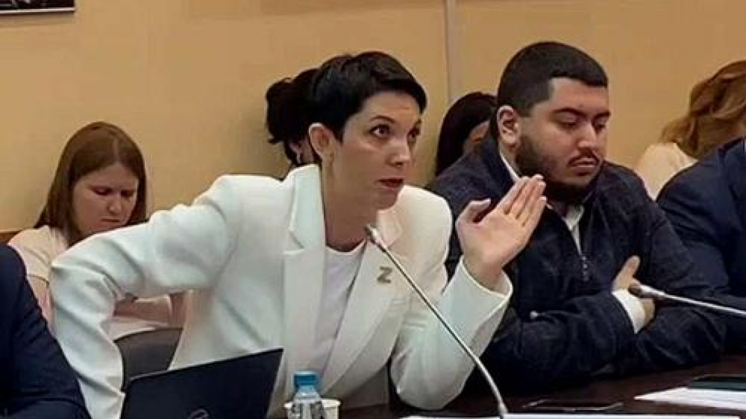 Депутат Госдумы Жанна Рябцева про «решал от экологии» в регионах: «эти сытые хари, эти довольные рожи» Депутат Госдумы Жанна Рябцева про «решал от экологии» в регионах: «эти сытые хари, эти довольные рожи»