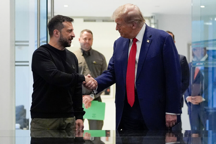 WSJ: команда Трампа обсуждает новый план окончания конфликта на Украине WSJ: команда Трампа обсуждает новый план окончания конфликта на Украине