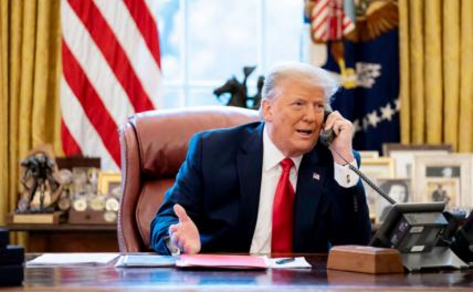 Алло, не бросайте трубку — это Трамп! Президент США говорит, что созвонился с Путиным На фото: президент США Дональд Трамп.