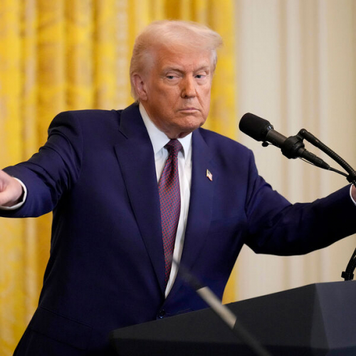 «Трамп и Путин снова согласны друг с другом». Почему США не хотят вводить новые санкции? «Трамп и Путин снова согласны друг с другом». Почему США не хотят вводить новые санкции?