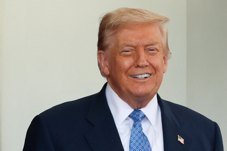 «#ТрампМертв»: почему в соцсетях хоронят президента США? «#ТрампМертв»: почему в соцсетях хоронят президента США?