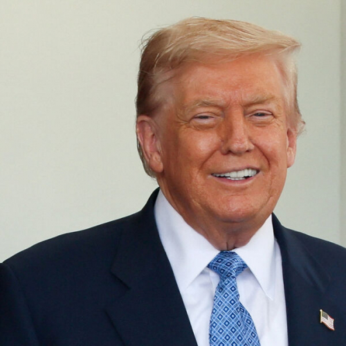 «#ТрампМертв»: почему в соцсетях хоронят президента США? «#ТрампМертв»: почему в соцсетях хоронят президента США?
