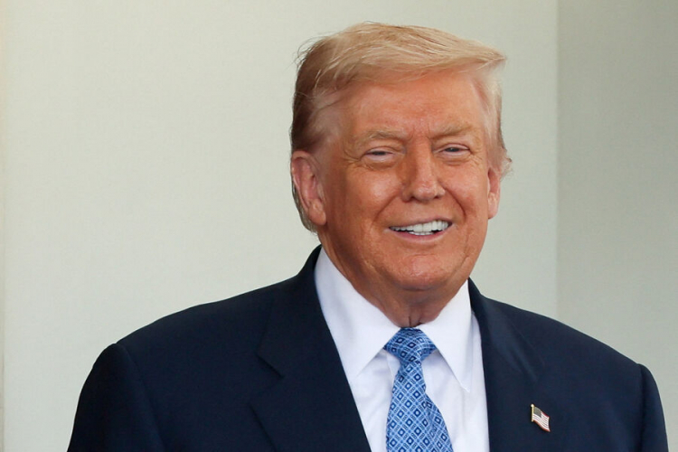 «#ТрампМертв»: почему в соцсетях хоронят президента США? «#ТрампМертв»: почему в соцсетях хоронят президента США?
