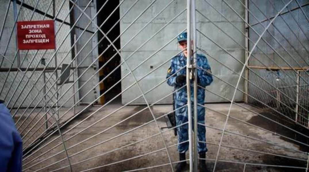 Физику дали 18 лет за перевод 1,2 тыс. руб. запрещенным организациям Физику дали 18 лет за перевод 1,2 тыс. руб. запрещенным организациям