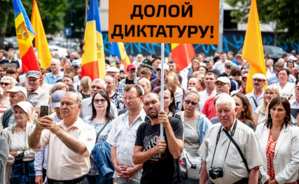 «Молдавский майдан»: Что стоит за громкими заявлениями молдавской оппозиции? «Молдавский майдан»: Что стоит за громкими заявлениями молдавской оппозиции?